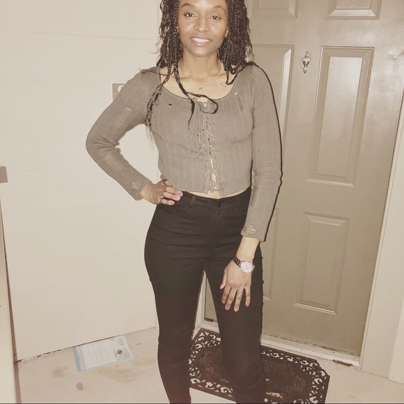 Sweater - Picture 3 of 4